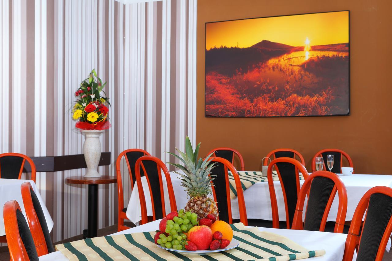 Lenka Hotel 3*